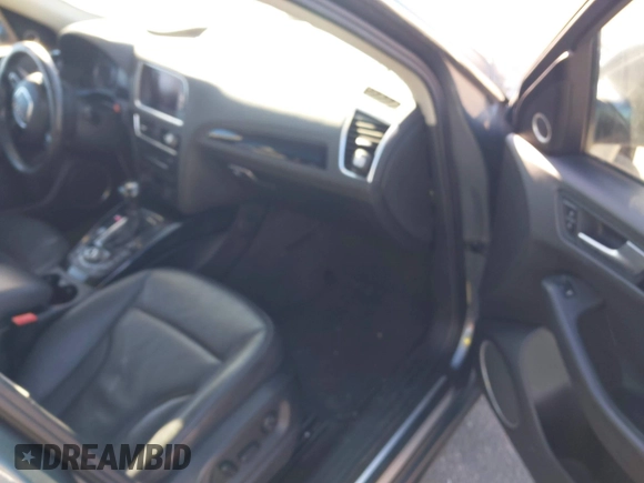 2012 Audi Q5 3.2L Premium Plus with VIN WA1DKAFP6CA113076, listed as a IAAI auction lot 41282805 with 152,146 mi miles. Bid and sale history available at carsss.com. Image 5.