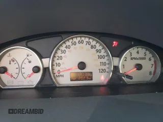 2005 Saturn ION ION 3 z VIN 1G8AL52F95Z101321, wystawiony jako Copart lot #80720284 z przebiegiem 180 386 mil mil oraz Nie do naprawy • Non repairable. Historia ofert i sprzedaży dostępna na DreamBid. Obrazek 9.