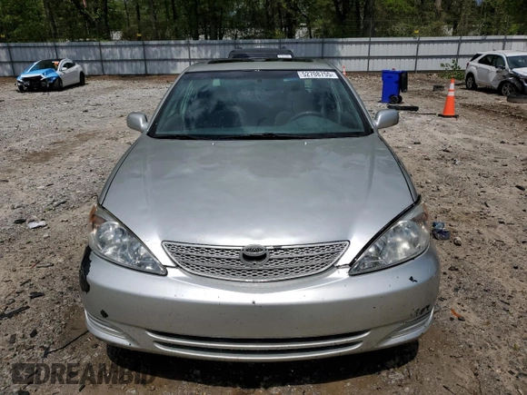 2004 Toyota Camry LE z VIN 4T1BE32K24U854346, wystawiony jako Copart lot #52708755 z przebiegiem 201 385 mil mil oraz Szkoda całkowita • Salvage title. Historia ofert i sprzedaży dostępna na DreamBid. Obrazek 5.