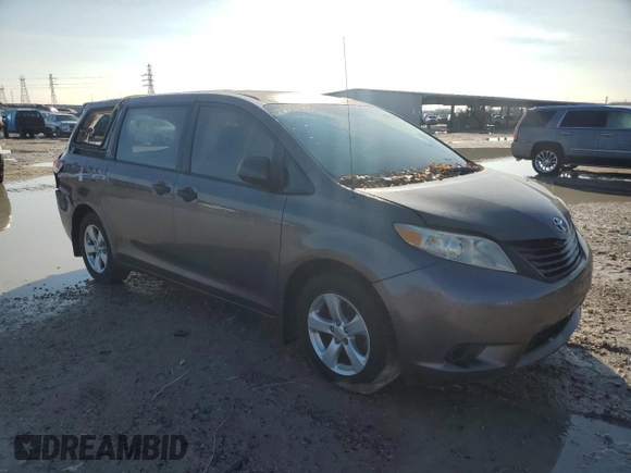 2013 Toyota Sienna L with VIN 5TDZK3DC2DS327428, listed as a Copart auction lot 86815684 with 0 mi miles and Salvage Title. Bid and sale history available at carsss.com. Image 4.