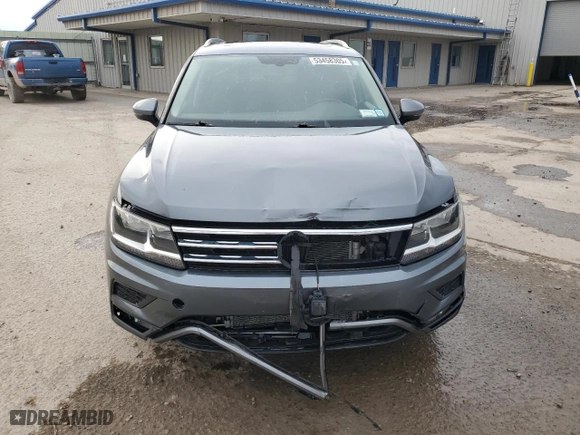 2019 Volkswagen Tiguan SE with VIN 3VV2B7AX8KM024779, listed as a Copart auction lot 53458305 with 67,337 mi miles and Salvage Title. Bid and sale history available at carsss.com. Image 5.