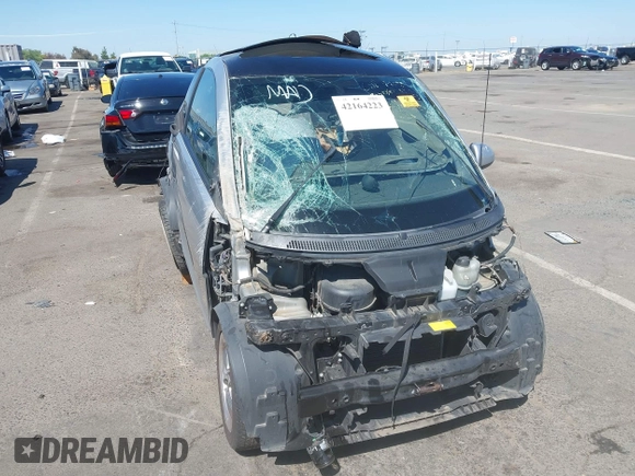 2009 Smart fortwo Pure with VIN WMEEJ31X09K282711, listed as a IAAI auction lot 42164223 with Not provided miles and . Bid and sale history available at DreamBid. Image 6.