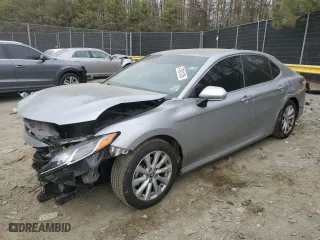 2020 Toyota Camry LE with VIN 4T1L11AK6LU337460, listed as a Copart auction lot 48389195 with 110,684 mi miles and Salvage Title. Bid and sale history available at carsss.com. Image 1.