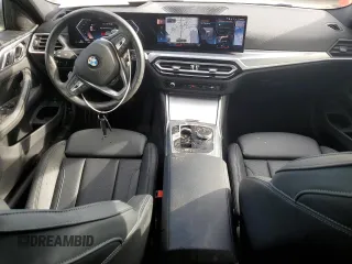 2024 BMW 4 Series 430i z VIN WBA53AP00RCR73980, wystawiony jako Copart lot #53991615 z przebiegiem 24 375 mil mil oraz Szkoda całkowita • Salvage title. Historia ofert i sprzedaży dostępna na DreamBid. Obrazek 8.