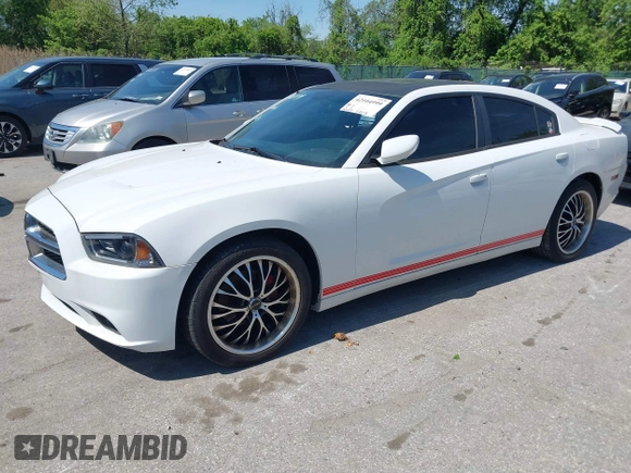 2014 Dodge Charger SE with VIN 2C3CDXBG2EH258886, listed as a IAAI auction lot 42104999 with 185,723 mi miles. Bid and sale history available at carsss.com. Image 19.