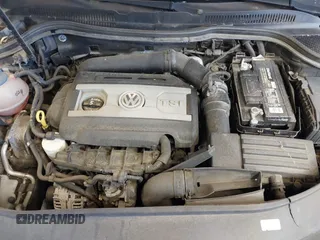 2015 Volkswagen CC R-Line with VIN WVWBP7AN8FE828106, listed as a IAAI auction lot 41867821 with 67,067 mi miles and . Bid and sale history available at DreamBid. Image 10.