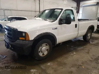 2006 Ford Super Duty F-250 XL with VIN 1FTNF20586ED95083, listed as a Copart auction lot 45245175 with 247,551 mi miles and Clean Title. Bid and sale history available at carsss.com. Image 1.
