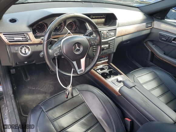 2013 Mercedes-Benz E-Class E 350 Luxury with VIN WDDHF5KBXDA690519, listed as a Copart auction lot 52217385 with 181,809 mi miles and Clean Title. Bid and sale history available at carsss.com. Image 8.
