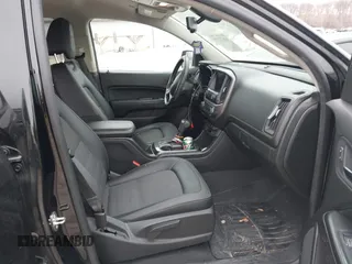 2021 GMC Canyon 4WD AT4 w/Leather with VIN 1GTG6FEN4M1103068, listed as a IAAI auction lot 41673275 with 62,254 mi miles. Bid and sale history available at carsss.com. Image 5.