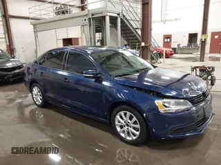 2011 Volkswagen Jetta SE with VIN 3VWDZ7AJ6BM105985, listed as a IAAI auction lot 41818129 with 126,051 mi miles and . Bid and sale history available at DreamBid. Image 1.