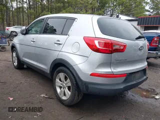 2012 Kia Sportage LX with VIN KNDPB3A27C7290386, listed as a IAAI auction lot 41634101 with 116,807 mi miles. Bid and sale history available at carsss.com. Image 3.