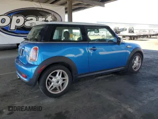 2007 MINI Hardtop S z VIN WMWMF73587TL91078, wystawiony jako Copart lot #65798545 z przebiegiem 118 513 mil mil oraz Czysty tytuł • Clean title. Historia ofert i sprzedaży dostępna na DreamBid. Obrazek 3.