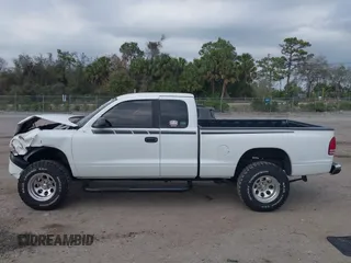 2002 Dodge Dakota Sport with VIN 1B7GL32X22S508401, listed as a IAAI auction lot 41591465 with 1 mi miles. Bid and sale history available at carsss.com. Image 14.