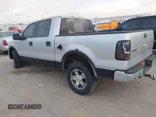 2006 Ford F-150 XLT with VIN 1FTPW14536FA32620, listed as a IAAI auction lot 40954768 with 194,303 mi miles. Bid and sale history available at carsss.com. Image 3.