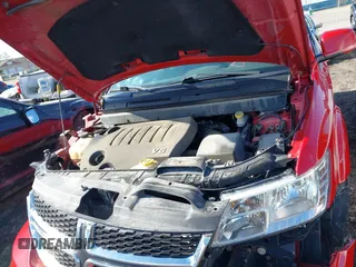 2017 Dodge Journey SXT z VIN 3C4PDDBG1HT577753, wystawiony jako IAAI lot #41855579 z przebiegiem 123 185 mil mil oraz . Historia ofert i sprzedaży dostępna na DreamBid. Obrazek 10.