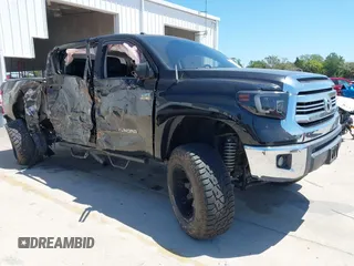2016 Toyota Tundra SR5 z VIN 5TFDW5F16GX568087, wystawiony jako IAAI lot #42061804 z przebiegiem 113 906 mil mil oraz . Historia ofert i sprzedaży dostępna na DreamBid. Obrazek 1.