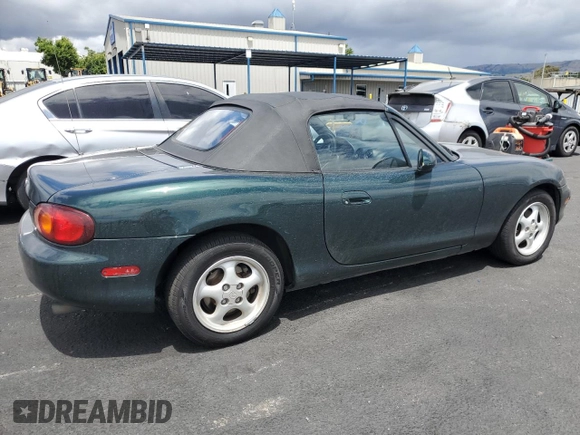 1999 Mazda MX-5 Miata z VIN JM1NB3539X0107918, wystawiony jako Copart lot #56693795 z przebiegiem 42 518 mil mil oraz Czysty tytuł • Clean title. Historia ofert i sprzedaży dostępna na DreamBid. Obrazek 3.