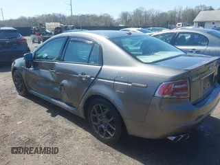2008 Acura TL Type-S with VIN 19UUA76558A051303, listed as a IAAI auction lot 41922506 with 208,776 mi miles. Bid and sale history available at carsss.com. Image 3.