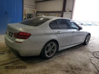 2015 BMW 5 Series 528i xDrive with VIN WBA5A7C55FG143543, listed as a Copart auction lot 45750425 with 93,435 mi miles and Salvage Title. Bid and sale history available at carsss.com. Image 3.