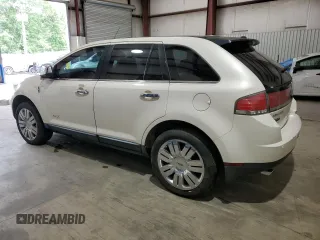 2008 Lincoln MKX z VIN 2LMDU88C68BJ18924, wystawiony jako Copart lot #55181105 z przebiegiem 118 699 mil mil oraz Czysty tytuł • Clean title. Historia ofert i sprzedaży dostępna na DreamBid. Obrazek 2.