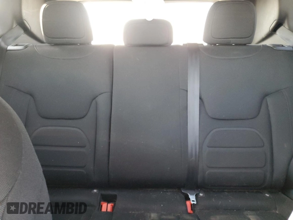 2019 Jeep Renegade Latitude z VIN ZACNJBBBXKPK03355, wystawiony jako Copart lot #49883895 z przebiegiem 40 023 mil mil oraz Szkoda całkowita • Salvage title. Historia ofert i sprzedaży dostępna na DreamBid. Obrazek 10.