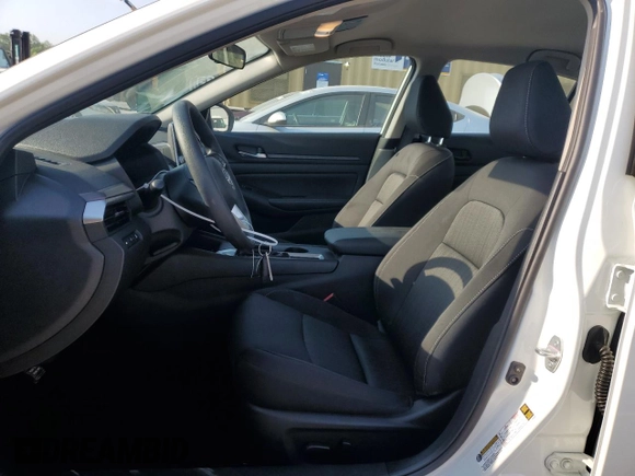 2025 Nissan Altima SV with VIN 1N4BL4DV3SN372053, listed as a Copart auction lot 53727645 with 2,244 mi miles and Clean Title. Bid and sale history available at DreamBid. Image 7.