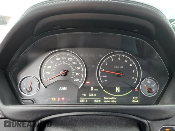 2015 BMW M4 with VIN WBS3R9C56FF708654, listed as a Copart auction lot 40082774 with 82,713 mi miles and Clean Title. Bid and sale history available at carsss.com. Image 9.