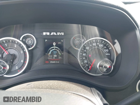 2024 Ram 2500 Big Horn with VIN 3C6UR5DL9RG233089, listed as a IAAI auction lot 42646152 with 39,640 mi miles and . Bid and sale history available at DreamBid. Image 7.