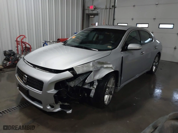 2011 Nissan Maxima 3.5 SV w/Premium Pkg with VIN 1N4AA5AP8BC815743, listed as a IAAI auction lot 41568783 with 198,077 mi miles. Bid and sale history available at carsss.com. Image 17.