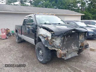 2000 Ford F-250 XL with VIN 1FTNX21L0YEB68631, listed as a IAAI auction lot 42639352 with 263,245 mi miles and . Bid and sale history available at DreamBid. Image 6.
