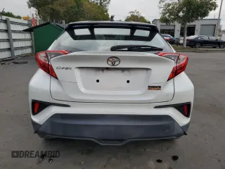 2019 Toyota C-HR XLE with VIN NMTKHMBX8KR084750, listed as a Copart auction lot 47681295 with 43,661 mi miles and Non Repairable. Bid and sale history available at carsss.com. Image 6.