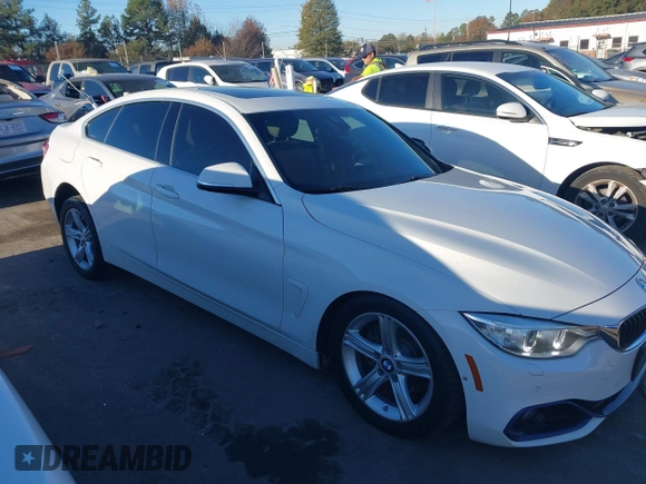 2016 BMW 4 Series 428i xDrive with VIN WBA4C9C54GG139275, listed as a IAAI auction lot 40828786 with 128,124 mi miles and . Bid and sale history available at carsss.com. Image 13.