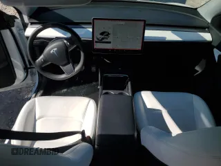 2022 Tesla Model Y Long Range z VIN 7SAYGDEE0NF339363, wystawiony jako Copart lot #44604015 z przebiegiem 48 002 mil mil oraz Szkody całkowita. Historia ofert i sprzedaży dostępna na DreamBid. Obrazek 8.