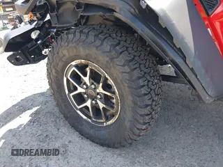 2025 Jeep Wrangler Rubicon with VIN 1C4PJXFN4SW573748, listed as a IAAI auction lot 42660183 with 763 mi miles and . Bid and sale history available at DreamBid. Image 18.
