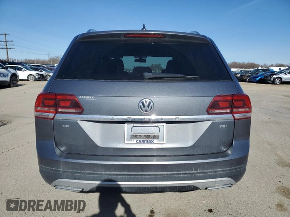 2018 Volkswagen Atlas SE z VIN 1V2CP2CA2JC596042, wystawiony jako Copart lot #49864425 z przebiegiem 87 859 mil mil oraz Szkoda całkowita • Salvage title. Historia ofert i sprzedaży dostępna na DreamBid. Obrazek 6.