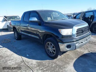 2008 Toyota Tundra 2WD Truck with VIN 5TFRU541X8X010954, listed as a IAAI auction lot 41390179 with 205,394 mi miles. Bid and sale history available at carsss.com. Image 1.