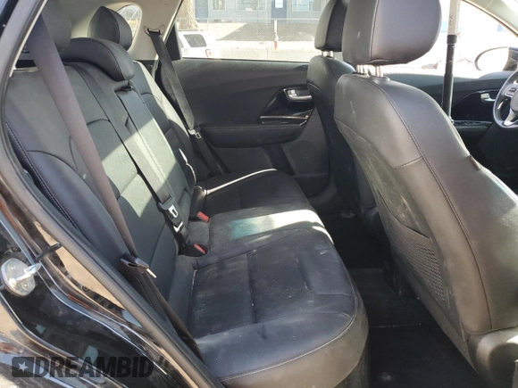 2022 Kia Niro Touring SE with VIN KNDCC3LC9N5532434, listed as a Copart auction lot 82159014 with 37,923 mi miles and Salvage Title. Bid and sale history available at carsss.com. Image 11.