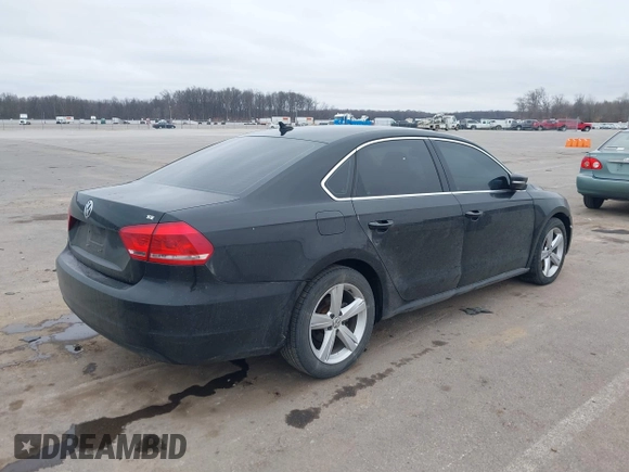 2013 Volkswagen Passat SE w/Sunroof & Nav with VIN 1VWBP7A30DC123501, listed as a IAAI auction lot 41562201 with 170,862 mi miles. Bid and sale history available at carsss.com. Image 4.