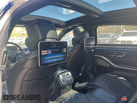 2021 Mercedes-Benz S 580 with VIN W1K6G7GB5MA038965, listed as a IAAI auction lot 42168395 with 90,055 mi miles and . Bid and sale history available at carsss.com. Image 6.