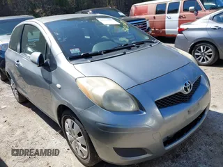 2009 Toyota Yaris with VIN JTDJT903495263456, listed as a IAAI auction lot 42135019 with 219,704 mi miles. Bid and sale history available at carsss.com. Image 1.