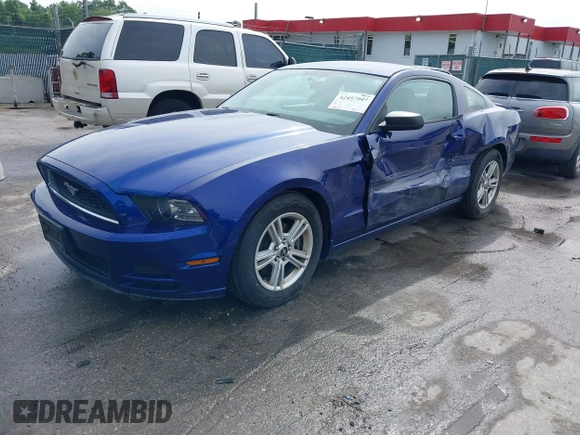 2014 Ford Mustang V6 with VIN 1ZVBP8AM9E5273871, listed as a IAAI auction lot 42457947 with 129,175 mi miles and . Bid and sale history available at DreamBid. Image 17.