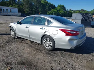 2016 Nissan Altima S z VIN 1N4AL3AP2GN392359, wystawiony jako IAAI lot #42187237 z przebiegiem 170 107 mil mil oraz . Historia ofert i sprzedaży dostępna na DreamBid. Obrazek 3.