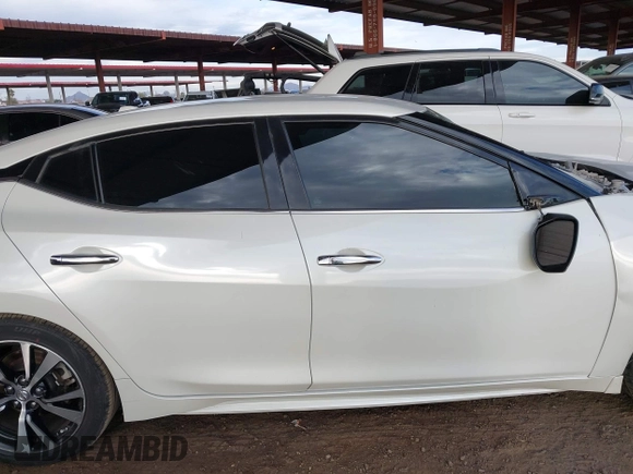 2018 Nissan Maxima SR with VIN 1N4AA6AP1JC397613, listed as a IAAI auction lot 41557340 with 84,749 mi miles. Bid and sale history available at carsss.com. Image 12.