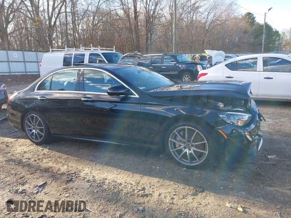 2021 Mercedes-Benz E-Class E 450 with VIN W1KZF5KB8MB002449, listed as a IAAI auction lot 41224307 with 57,093 mi miles. Bid and sale history available at carsss.com. Image 13.