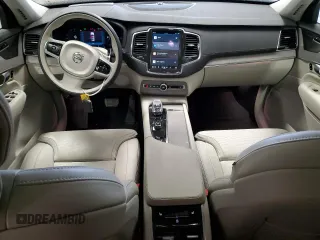 2024 Volvo XC90 Ultimate Bright Theme z VIN YV4H60CF4R1255384, wystawiony jako Copart lot #42584625 z przebiegiem 5 806 mil mil oraz Szkoda całkowita • Salvage title. Historia ofert i sprzedaży dostępna na DreamBid. Obrazek 8.