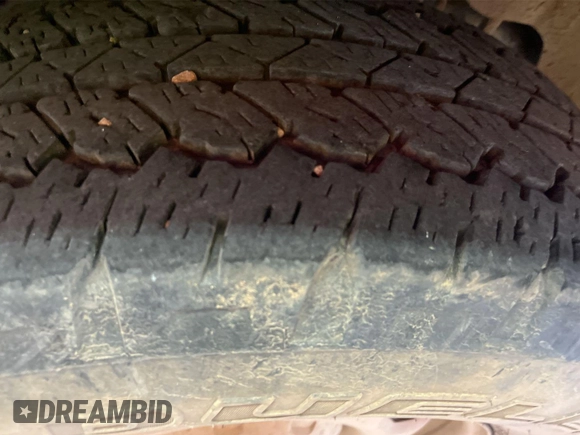2014 Ford F-150 XL with VIN 1FTFX1EF4EKE59231, listed as a IAAI auction lot 42631384 with 279,670 mi miles and . Bid and sale history available at DreamBid. Image 35.