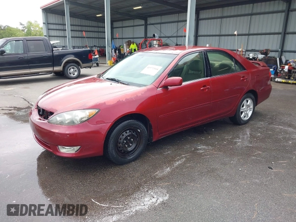 2006 Toyota Camry STD with VIN 4T1BE32K66U142716, listed as a IAAI auction lot 41972164 with 221,429 mi miles. Bid and sale history available at carsss.com. Image 2.