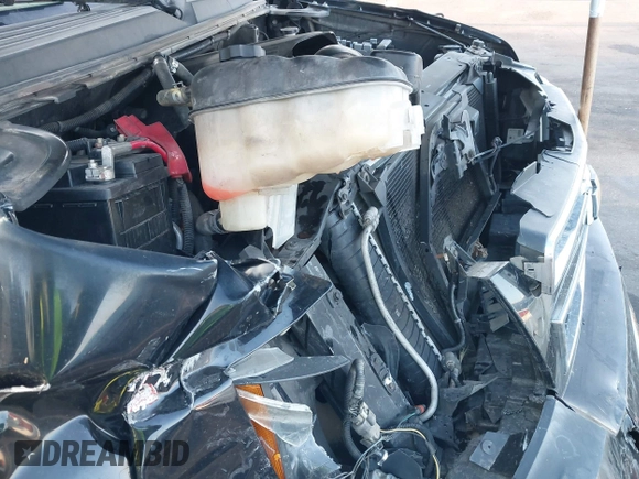 2013 Chevrolet Tahoe LS с VIN 1GNSCAE00DR247218, выставлен на аукционе IAAI как лот 42081674 с пробегом 164 687 миль миль и . История ставок и продаж доступна на DreamBid. Изображение 19.
