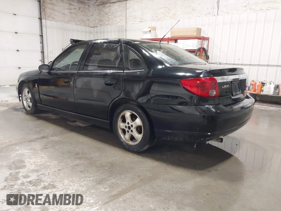 2003 Saturn LS z VIN 1G8JU54FX3Y548186, wystawiony jako IAAI lot #42092728 z przebiegiem 126 589 mil mil oraz . Historia ofert i sprzedaży dostępna na DreamBid. Obrazek 3.