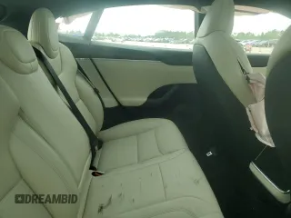 2023 Tesla Model S z VIN 5YJSA1E58PF531166, wystawiony jako Copart lot #51827565 z przebiegiem Nie podano mil oraz Szkoda całkowita • Salvage title. Historia ofert i sprzedaży dostępna na DreamBid. Obrazek 11.